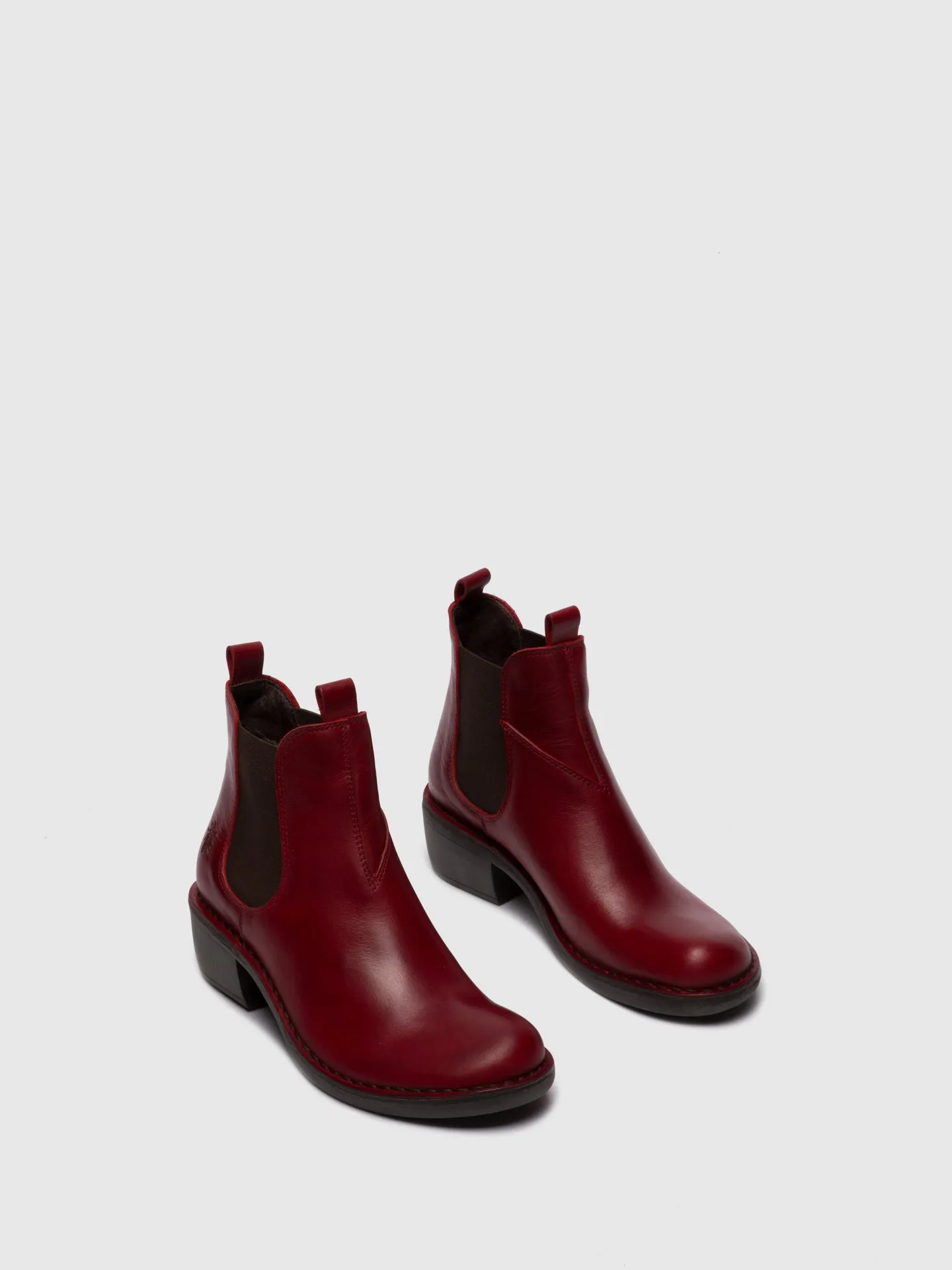 Chelsea Ankle Boots MEME030FLY RUG RED