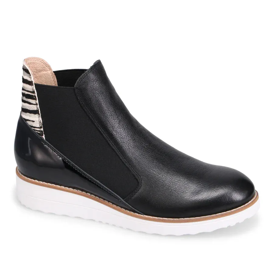 DJANGO & JULIETTE- WOMEN'S OSIEL WEDGE BOOT