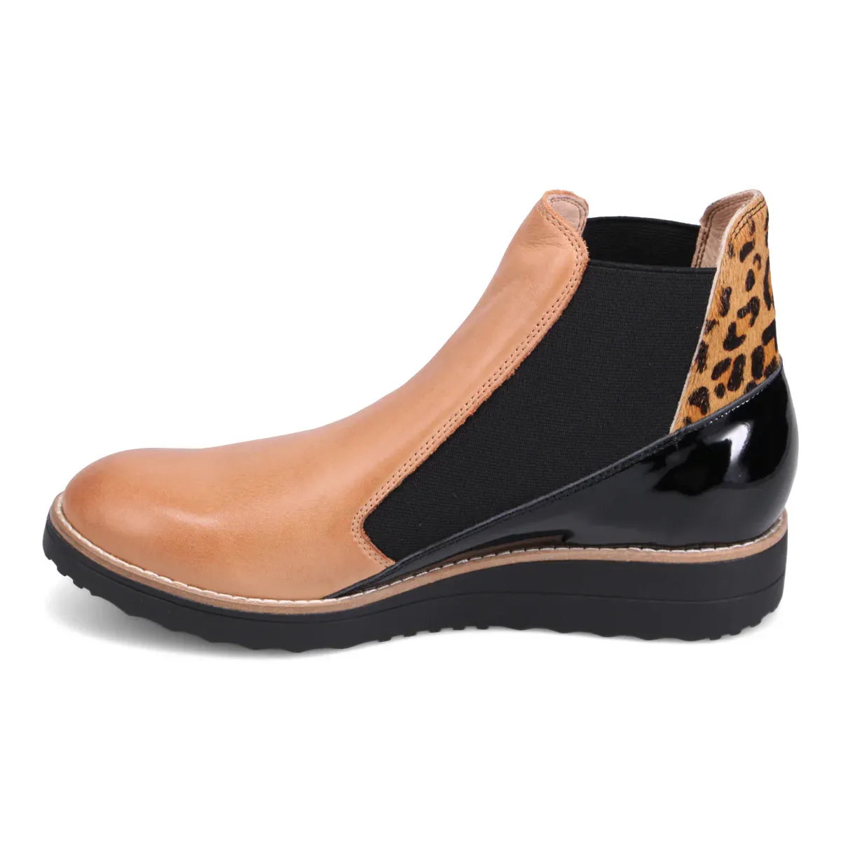 DJANGO & JULIETTE- WOMEN'S OSIEL WEDGE BOOT