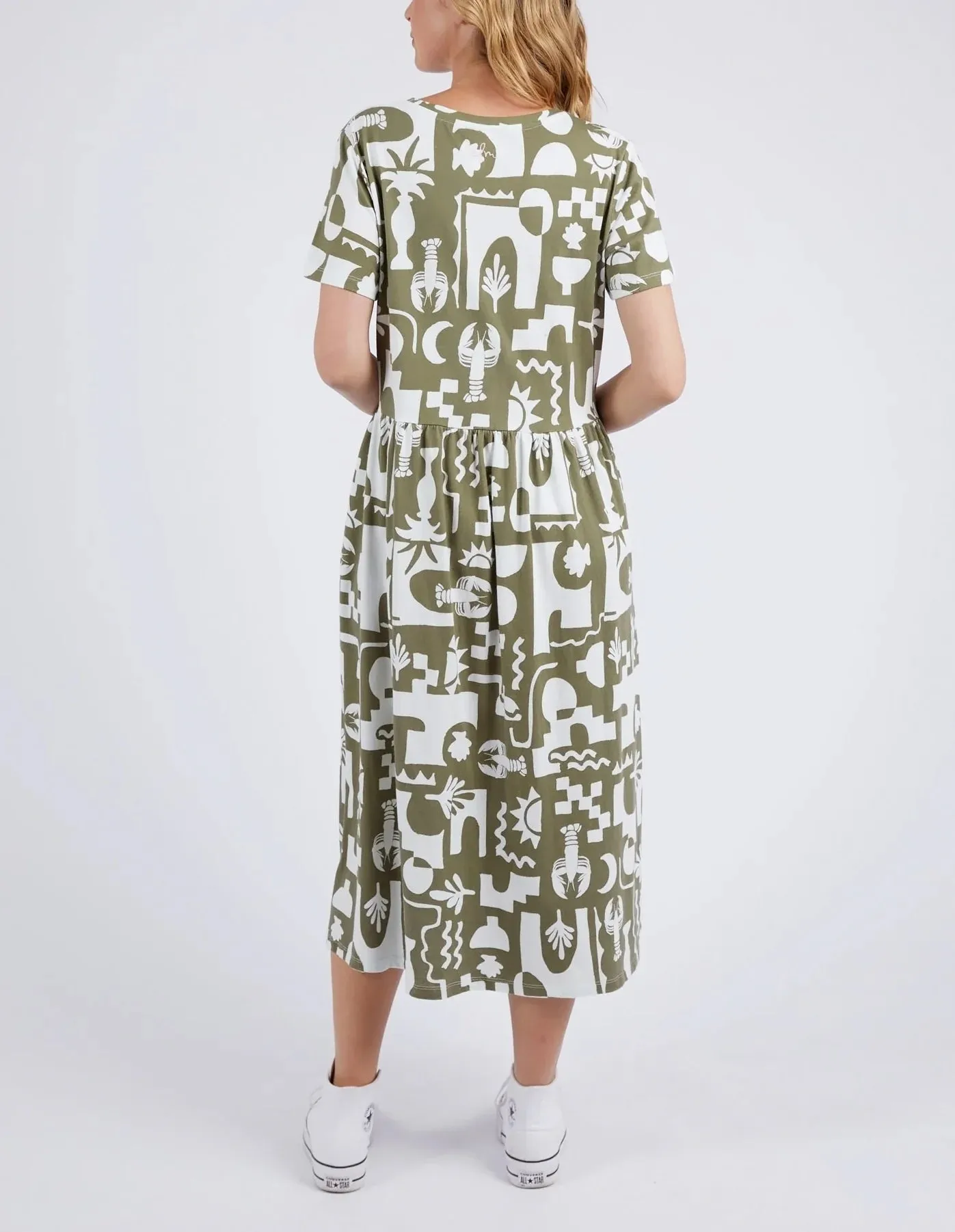 ELM 'Postcard Tee Dress' - Khaki cream Print