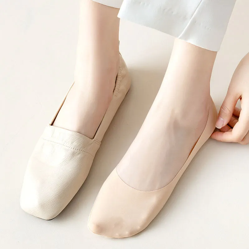 Plus Size Cool Fabric No Show Socks(8 Pairs)