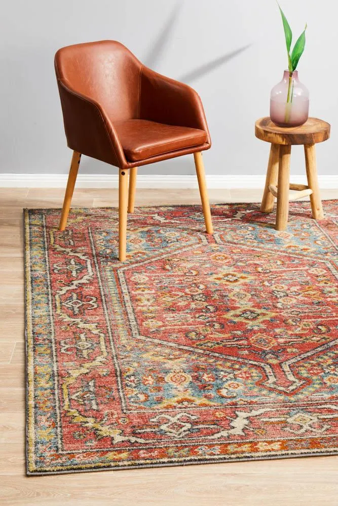 Tabriz Oriental Motif In Distressed Colors For A Trendy Vintage Vibe
